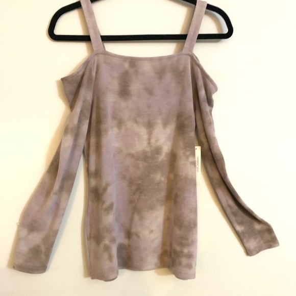 Cold-shoulder pant set pant styling complete the look of casual chic NWT - Picture 7 of 12